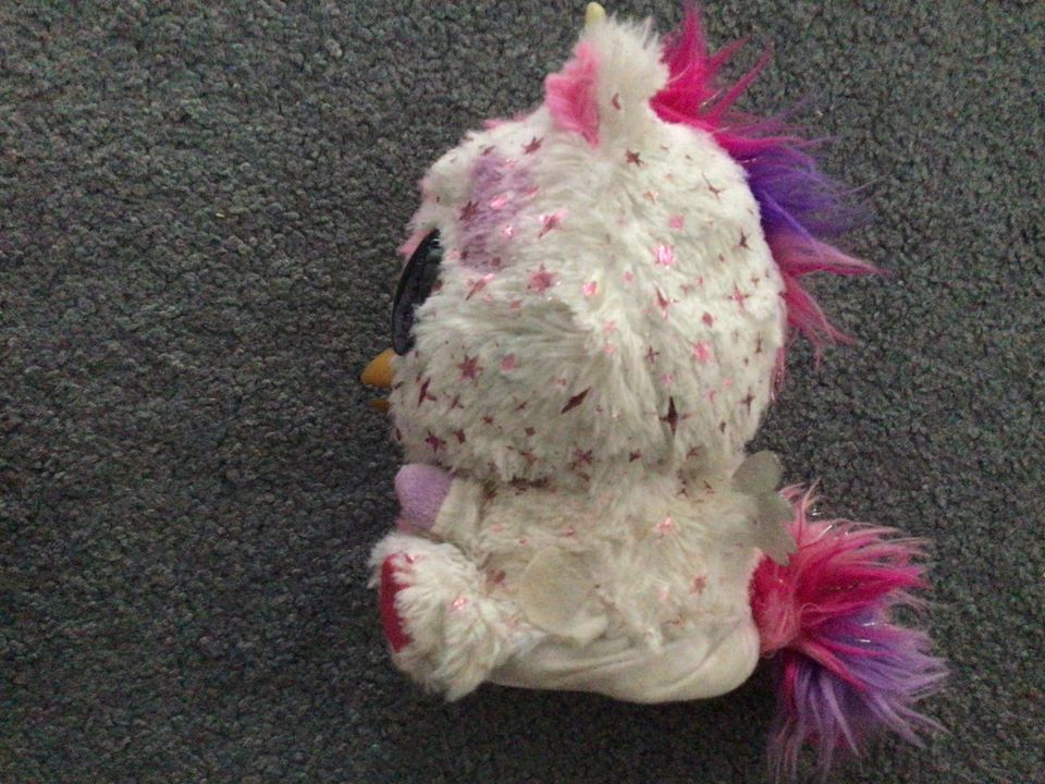 Hatchimals Furby Spricht leuchtet Top Einhorn Figur interaktiv in Vechta