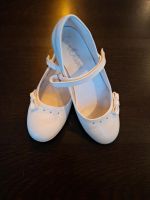 Schuhe / Ballerina/ Sandale Weiß Gr 34 Nordrhein-Westfalen - Solingen Vorschau