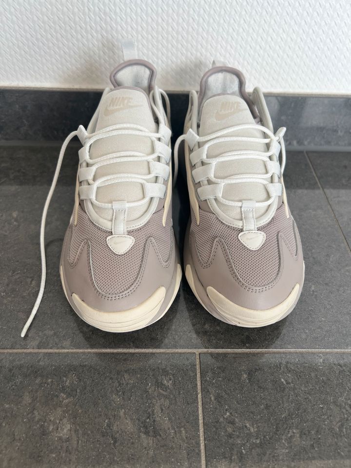 Nike zoom 2000 beige in Overath