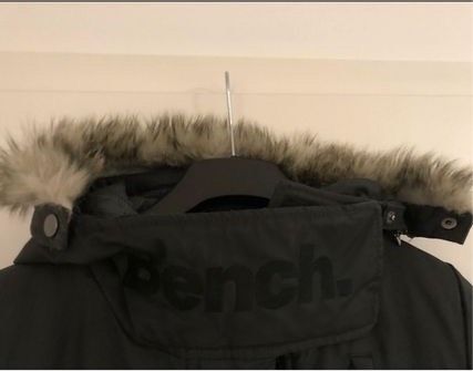 Bench Winterjacke Gr. S in Schmelz