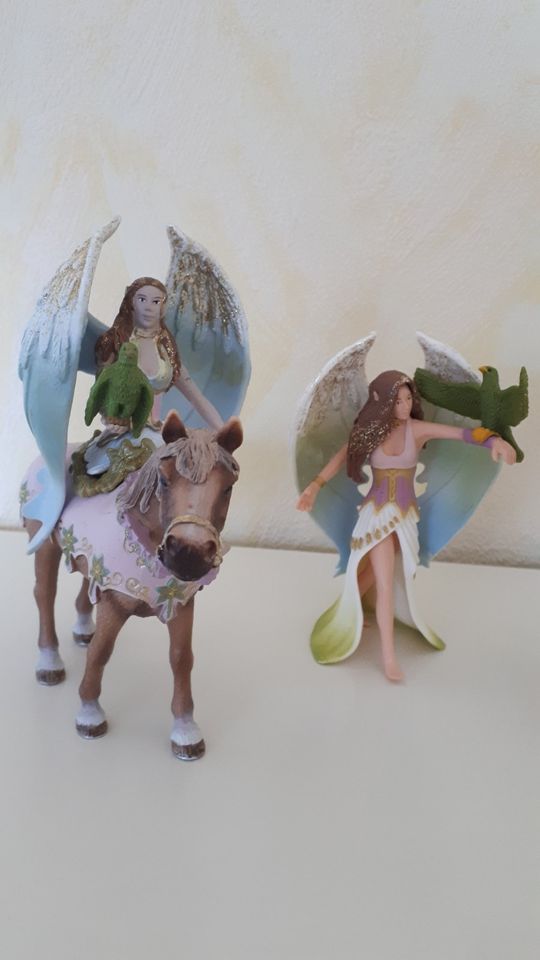 ❤️3x Schleich Bayala Elfe Surah mit Vogel + Falaroy auf Pferd ❤️ in Bargteheide