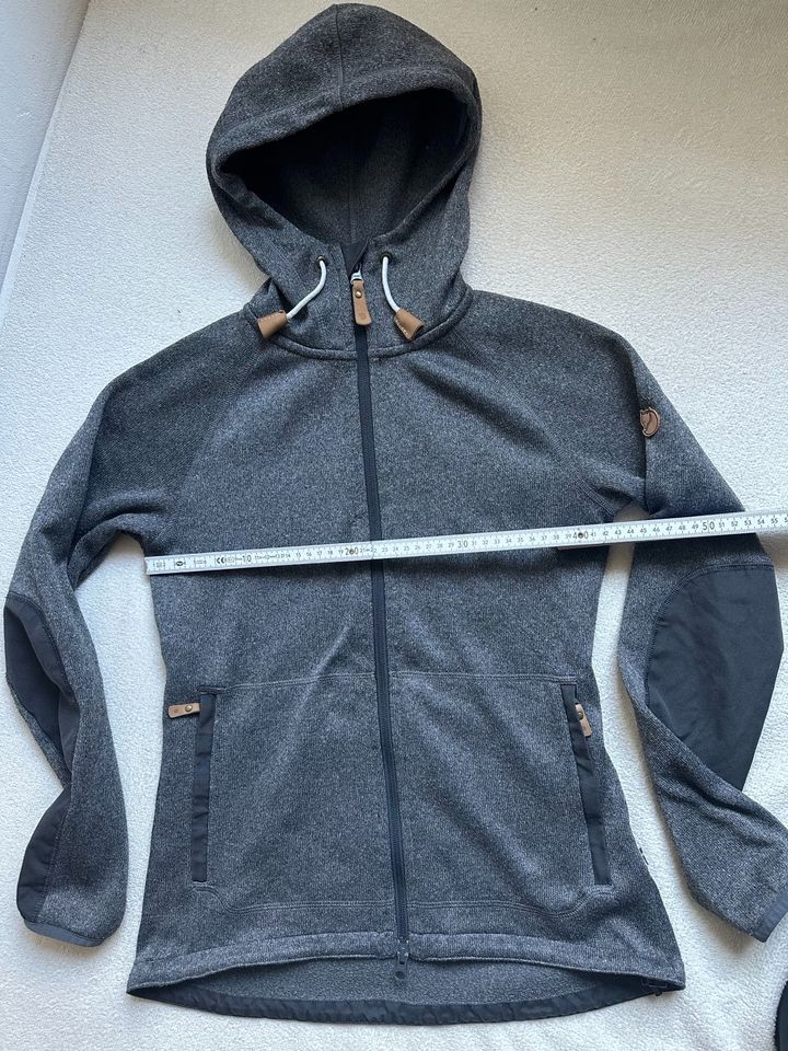 Fjällräven fleecejacke Övik Fleece Hoodie in Adenau