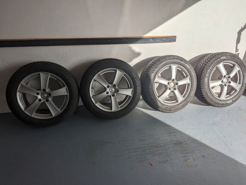 4 x Winterreifen mit Alufelgen Fulda 255/55 R 17 XL 101 V TL in Segnitz