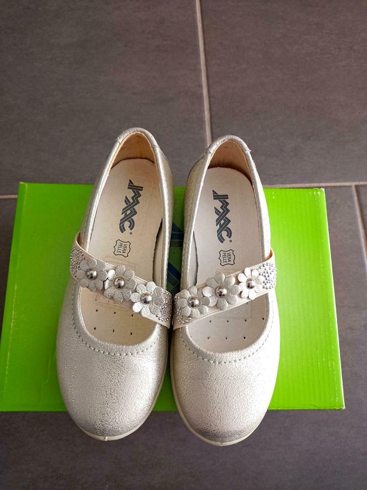 Mac Mädchen Ballerina Hochzeit taufe Spangenschuhe 27 neuwertig in Eisenach