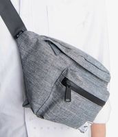 Herschel Hüfttasche Hip Pack 3,5 l grau Frankfurt am Main - Sachsenhausen Vorschau