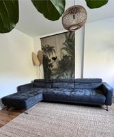 Großes Sofa in sehr gutem Zustand zum Ausfahren Düsseldorf - Oberkassel Vorschau