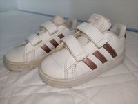 Adidas Kindersneaker Gr. 23 / US 7,5 Nordrhein-Westfalen - Meerbusch Vorschau