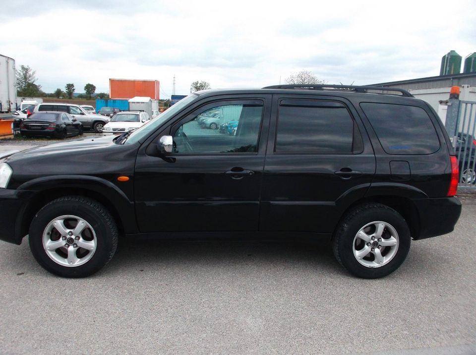 Mazda Tribute 2.3 Exclusive 4X4 in Waiblingen