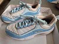 Reebok Sneaker Turnschuhe Gr. 38,5 sehr guter Zustand Bayern - Hausen Oberfr. Vorschau
