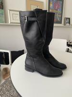 Strenesse Stiefel schwarz 39 Dortmund - Mitte Vorschau