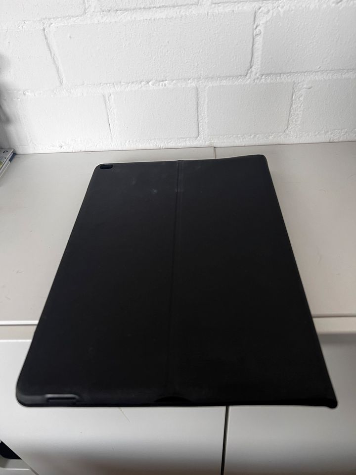 Logitech iPad Pro Tastatur (guter Zustand) in Köln