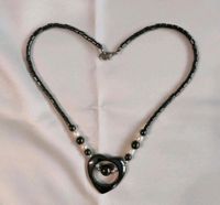 Halskette mit Herz Anhänger grau glänzend Bayern - Pfarrkirchen Vorschau