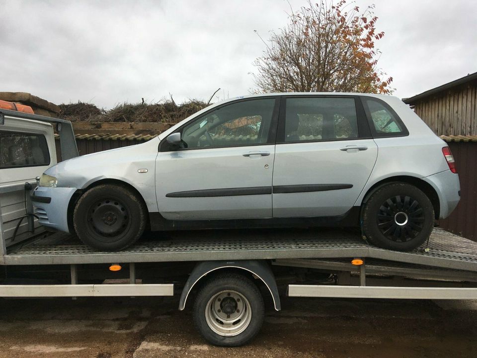 Schlachtfest FIAT Stilo 1.6 76kW/103PS in Bad Frankenhausen/Kyffhäuser