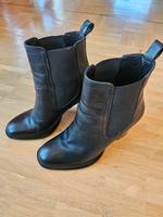 Stiefeletten mit Absatz schwarz von Esprit Hessen - Löhnberg Vorschau
