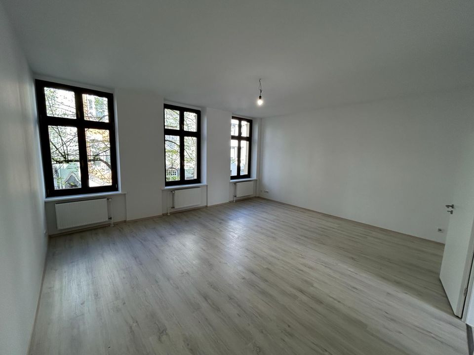 ***Wunderschöne 2-Zimmer-Wohnung mit Balkon und Stellplatz*** in Wuppertal