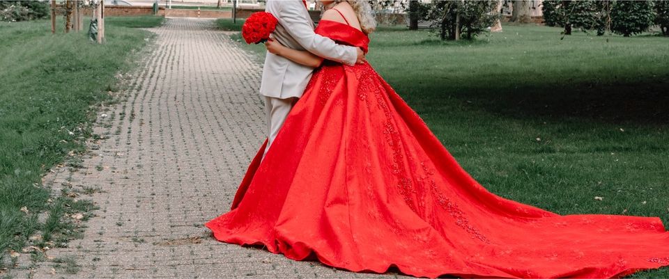 Kina Henna Kleid Polterabend Elbise Kinalik Rot Nisan Hochzeit in Übach-Palenberg