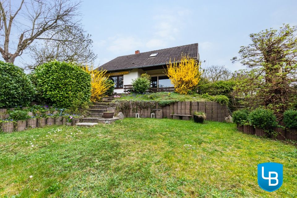 Charmantes Einfamilienhaus mit großem Garten und Potenzial in Malente