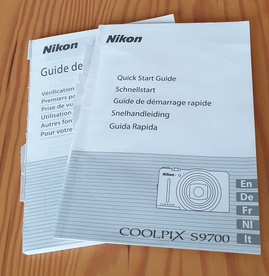 Nikon Coolpix S9700 mit Akku und Ladekabel in Ditzingen