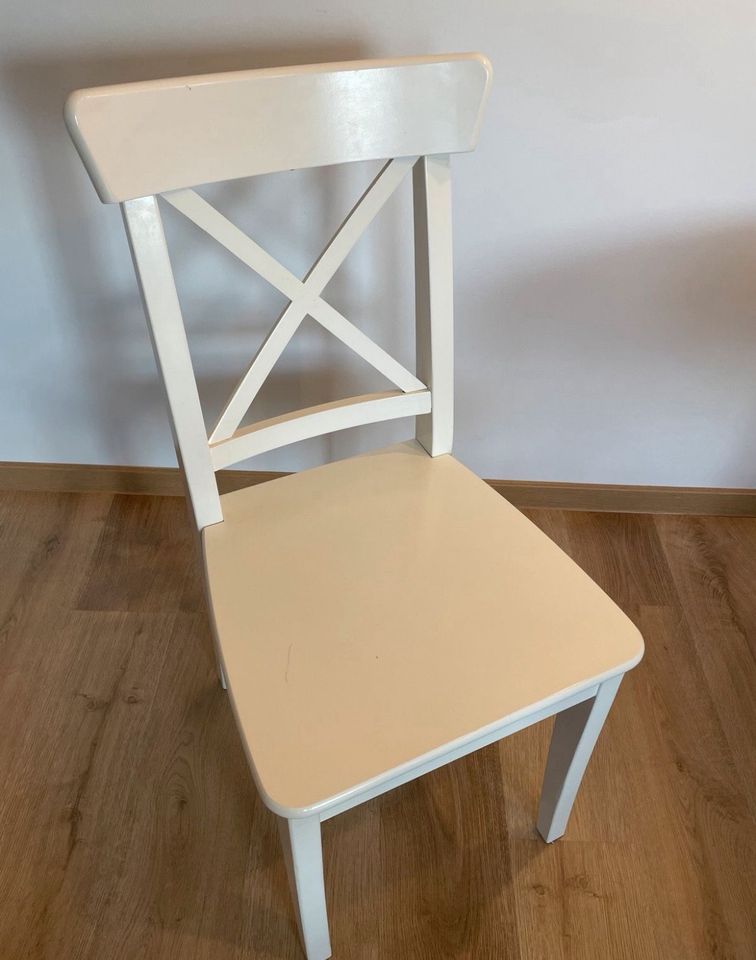 Ikea Tisch Ausziehbar Sitzgruppe Stühle Weiss Rund Ingatorp in Regensburg