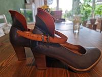 TAMARIS PUMPS NEUWERTIG LEDER GR.37 BLAU COGNAC37 Nordrhein-Westfalen - Willich Vorschau