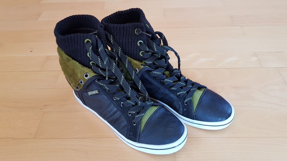 Damen Chucks NEU Größe 37 Schuhe in Barsinghausen