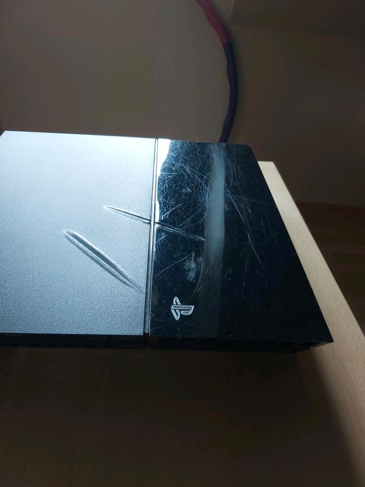 Playstation PS4 in Körperich