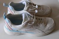 Bench Damen Schuhe, Sneaker, Gr. 42, weiss/blau/rosa, Wie neu! Niedersachsen - Jever Vorschau
