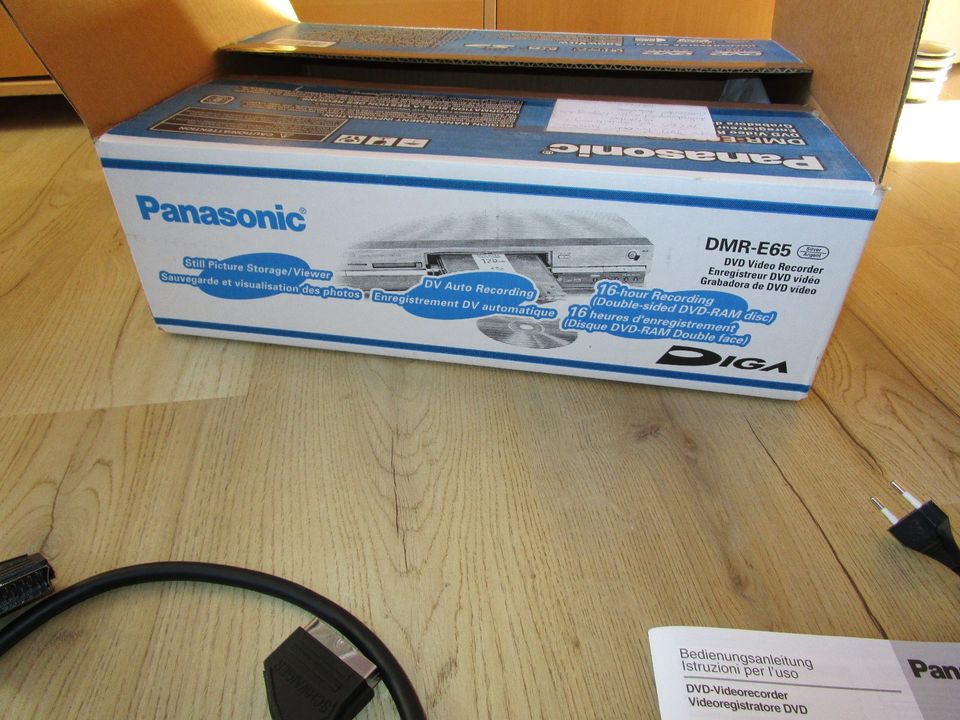 Panasonic DVD Recorder -DMR -E65 in Sonnenbühl