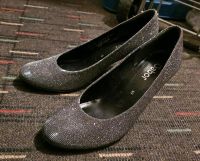 Seltene Gabor Pumps Gr. 5 / 38 Glitzer Effekt Metallic silber neu Bayern - Hof (Saale) Vorschau