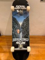 Skateboard: Ungefahrenes Fucking Awesome Deck komplett Set München - Au-Haidhausen Vorschau