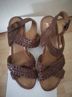 Venturini Italy - Leder Sandalen Schuhe braun Gr. 39 Hessen - Langenselbold Vorschau