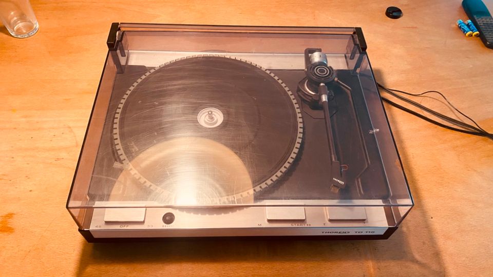 Thorens Plattenspieler TD 115 in Wesseling