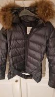 Moncler Damen Daunenjacke 38 pelzkragen Bayern - Fürstenzell Vorschau