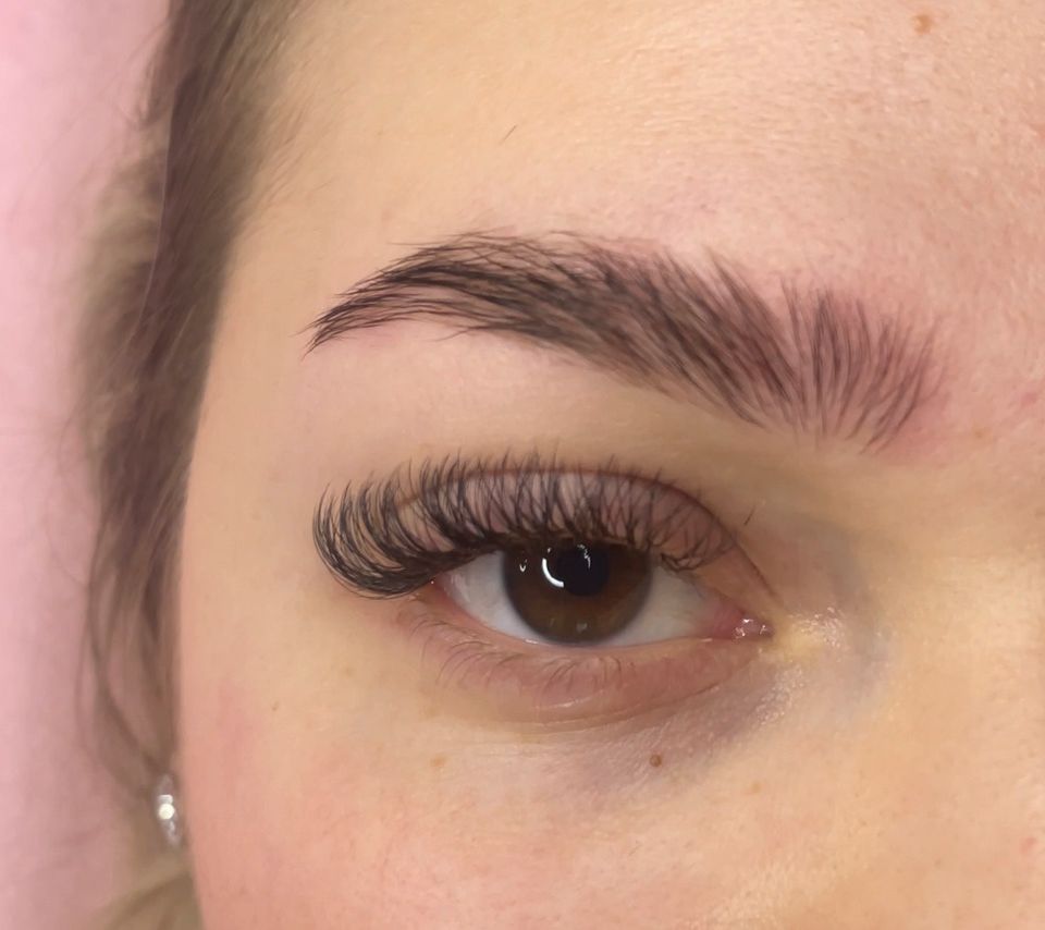 Wimpernverlängerung& Wimpern/Augenbrauenlifting in Bielefeld