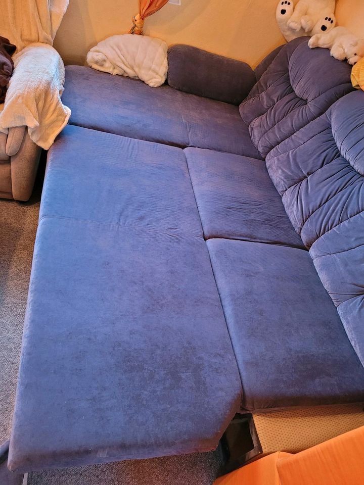 Couch mit Schlaffunktion, blau in Nordenham