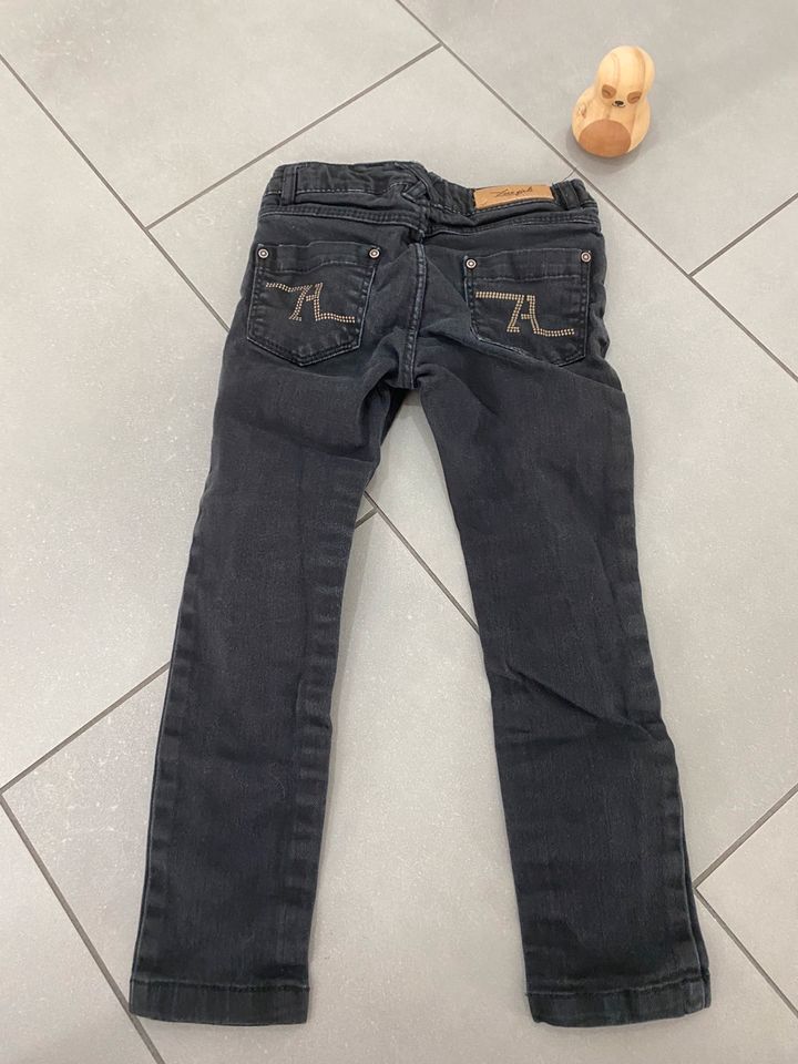 Zara Jeans, Größe 104, lange Hose in Tonna