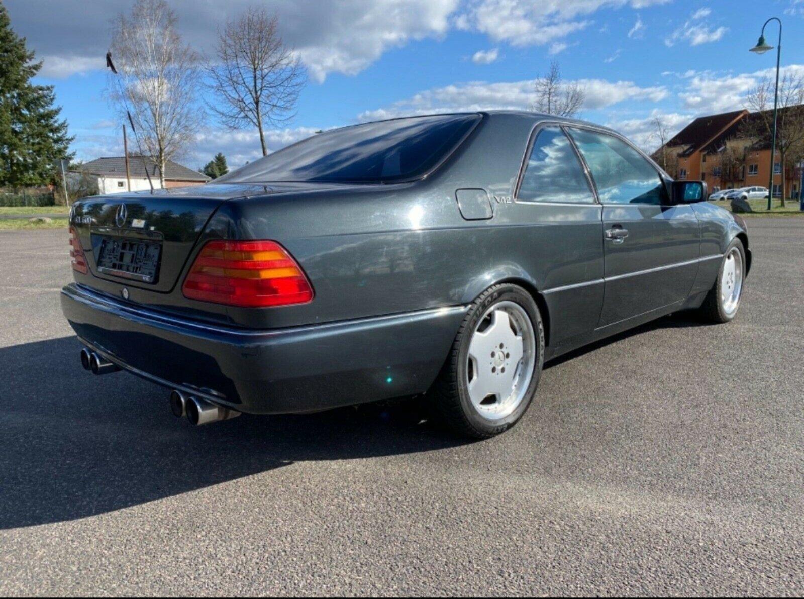 Abbildung des Autos Mercedes Benz CL600 V12 …