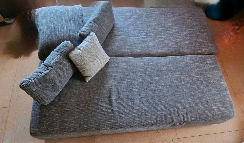 Sofa mit Schlaf funktion in Steinheim