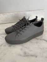 Ecco Herren sneaker Soft 8 grau Leder neuwertig 42/43! Niedersachsen - Gifhorn Vorschau