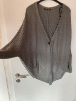 Jacke Strickjacke Poncho Gr. 50 grau NEU Bayern - Postbauer-Heng Vorschau