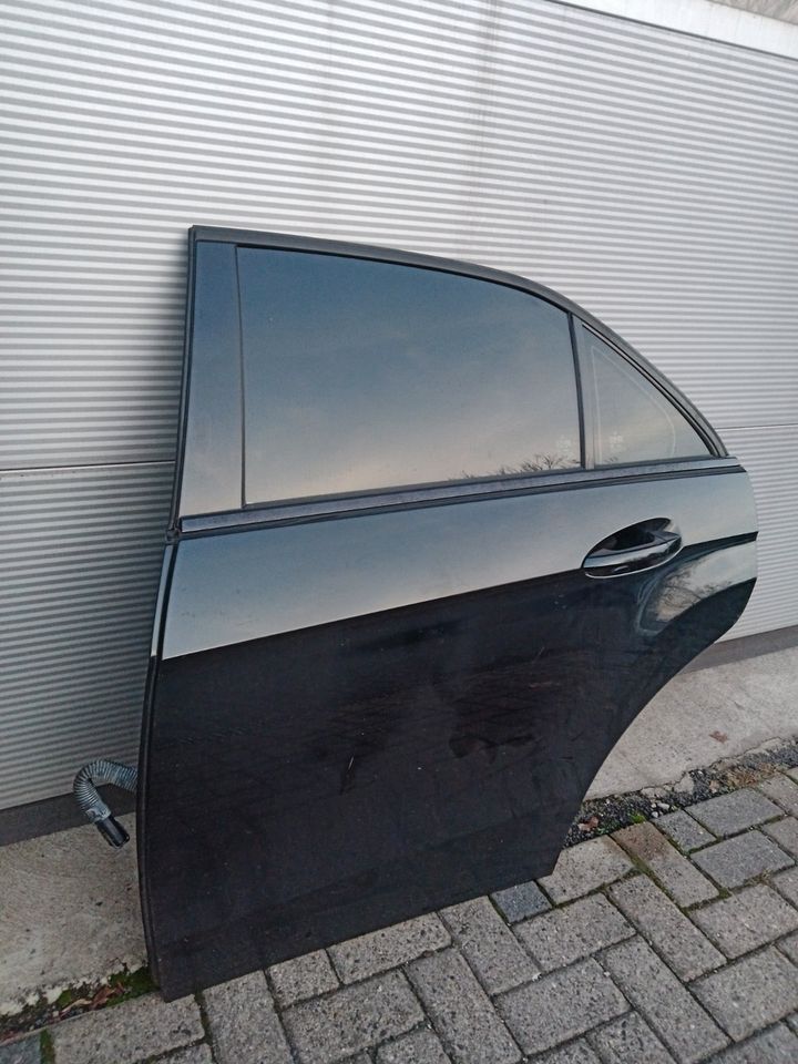 Tür hinten links Mercedes E-Kl W212 schwarz 197 in Dinslaken