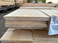 16 m² Sonderposten Fichte Glattkantbrett (8€/m²) 20,5x243x4200 mm Fassadenverkleidung Deckenverkleidung Wandverkleidung Schalbretter Holzbretter Holz Bretter Profilbretter Balkonbrett Rhombus 2505 Hessen - Birstein Vorschau