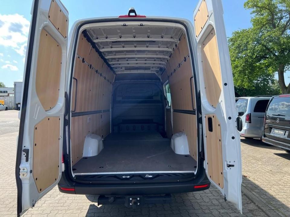 Mercedes-Benz Sprinter 317 CDI Kasten L3H2 9G Klima+AHK3,5to in Celle