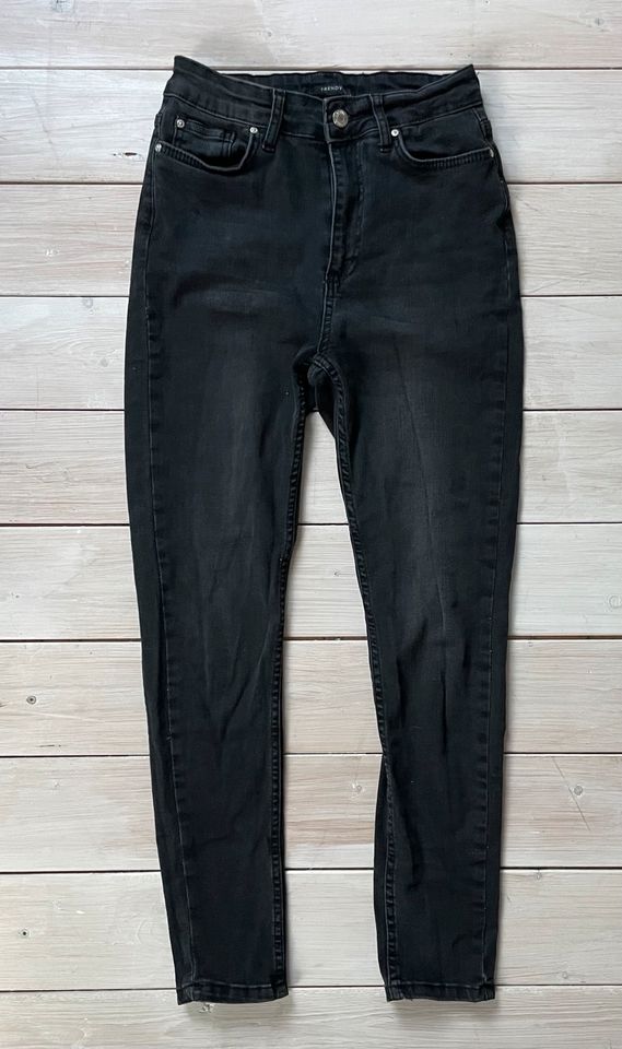Trendyol Skinny Jeans - EU36 in Overath
