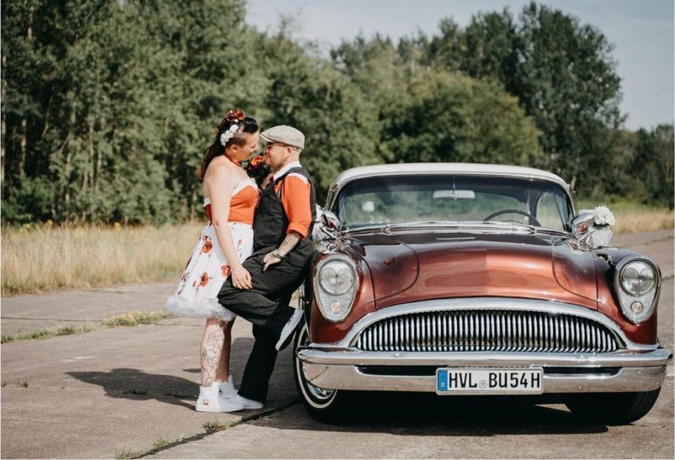 Hochzeitsauto, Brautfahrzeug, Oldtimer mieten, Mustang, Chauffeur in Berlin