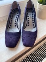 Neuwertige Balenciaga Pumps, Farbe plum, Gr. 41 Niedersachsen - Stelle Vorschau