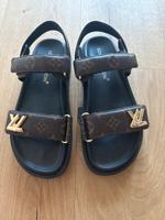 Louis Vuitton Sunset Comfort Sandalen Größe 39 neuwertig Thüringen - Sonneberg Vorschau