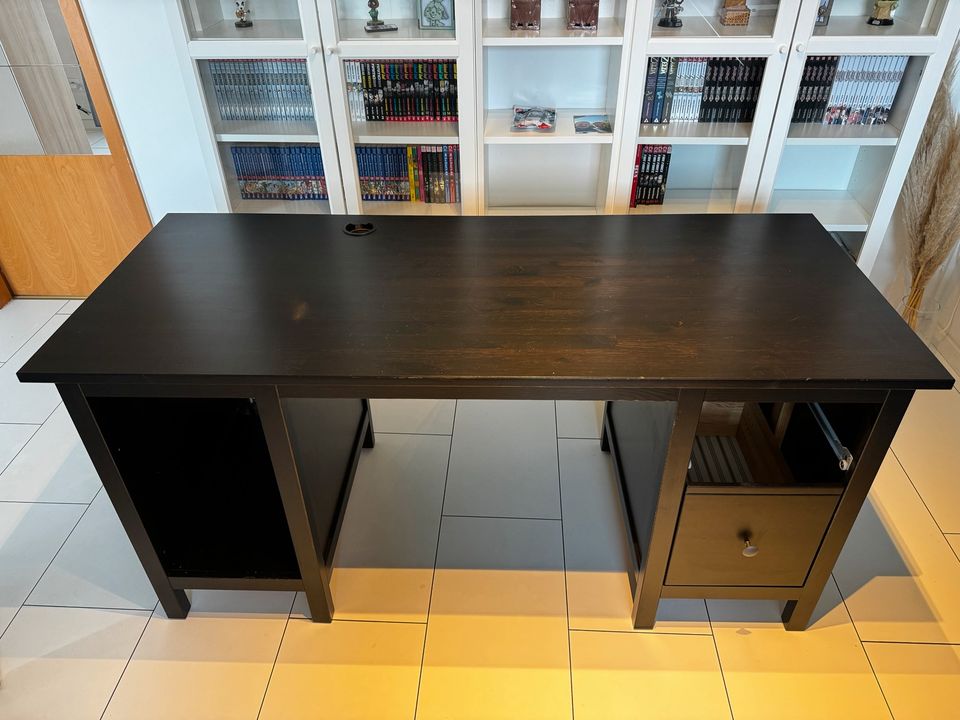Ikea „Hemnes“ Schreibtisch / schwarzbraun in Rangsdorf