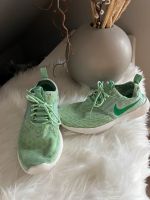 ❤️Nike Sneaker,38,grün,sehr leicht,inkl. Versand❤️ Kreis Ostholstein - Malente Vorschau