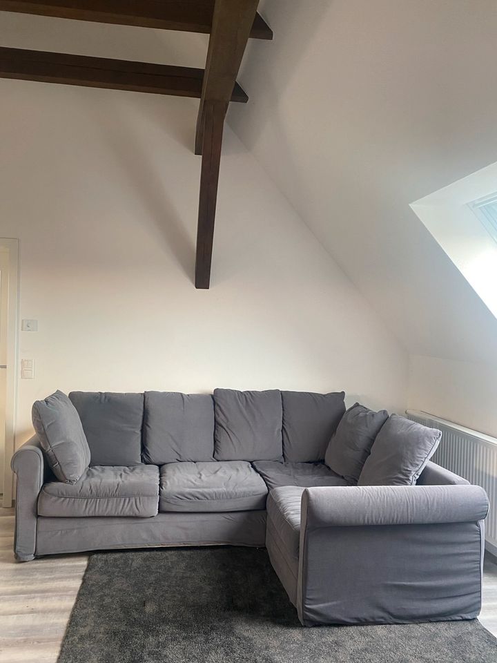Couch grau , inkl. Kissen in Leipzig